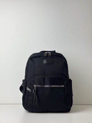 Lekki plecak ortalionowy na co dzień Gigi Bags czarny